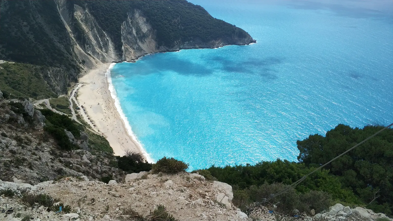 Panoramavy över Myrtos Beach på Kefalonia